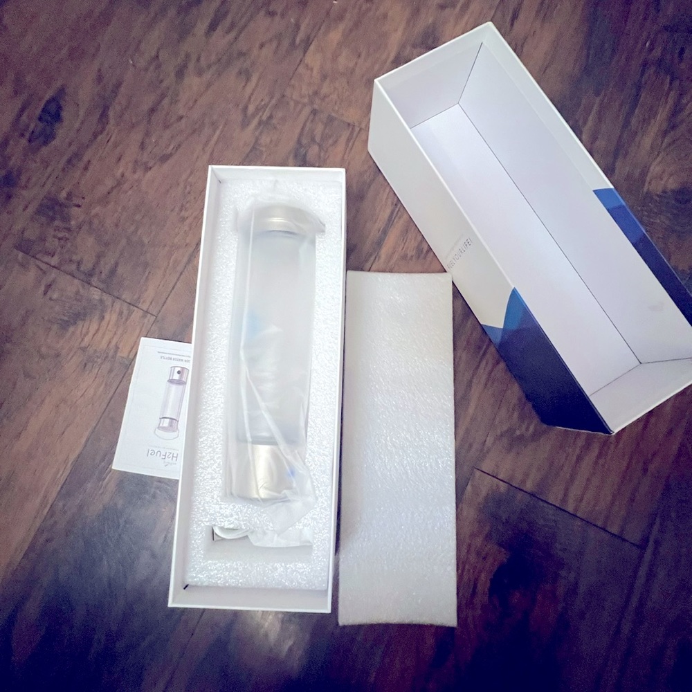 H2 Fuel - Mobile water ionizer - Add hydrogen to your water to be healthier!